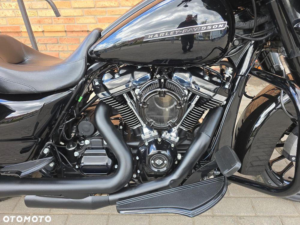 Harley-Davidson Touring Street Glide - 8
