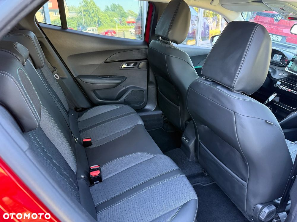 Peugeot 2008 1.2 PureTech Allure S&S EAT8 - 7