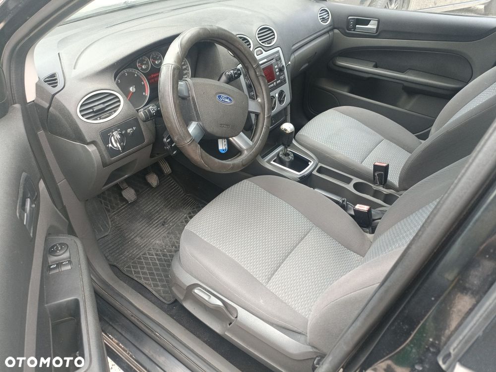 Ford Focus - 7