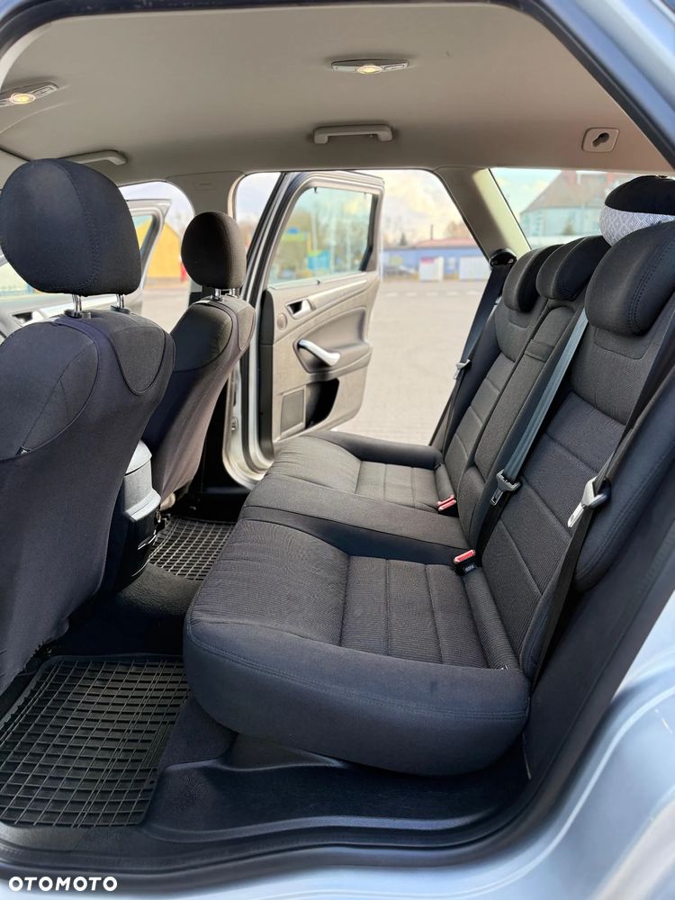 Ford Mondeo 2.0 TDCi Titanium - 14