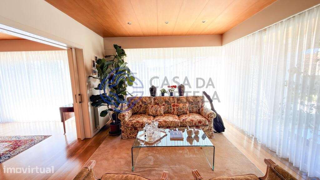Moradia Independente T4 com 1.780 m2 de Terreno | Carvalhos | Vila Nov - Grande imagem: 5/44