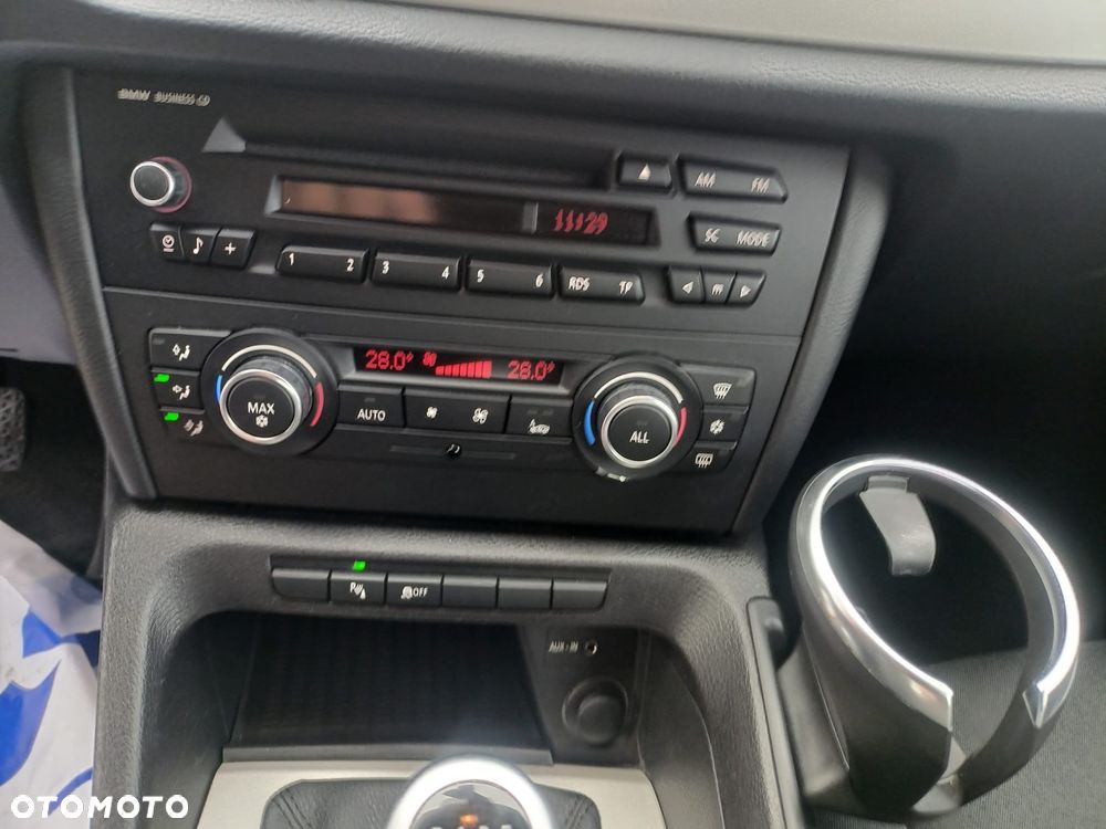 BMW X1 sDrive18i xLine - 19