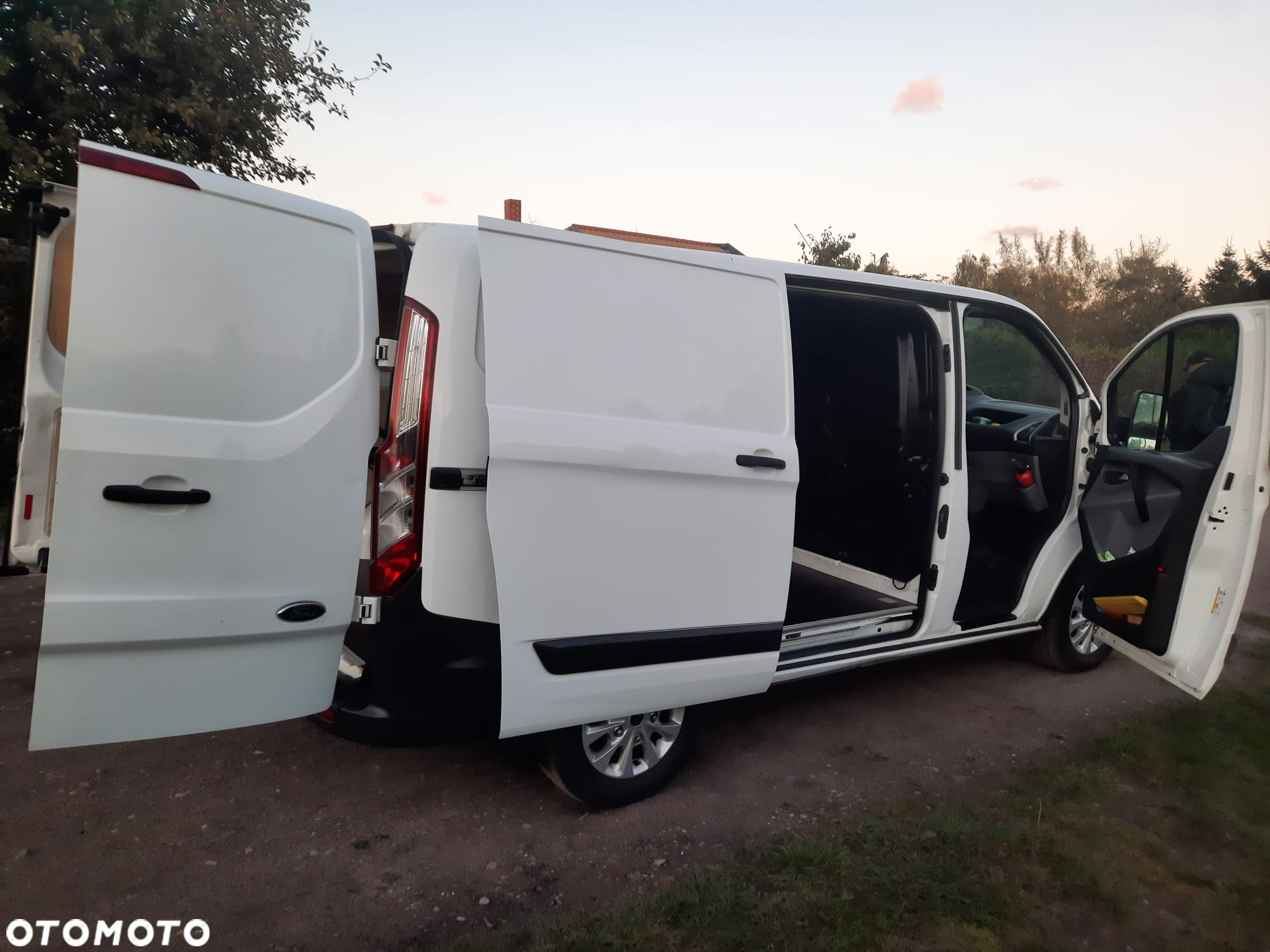 Ford Transit Custom L1H1 - 10