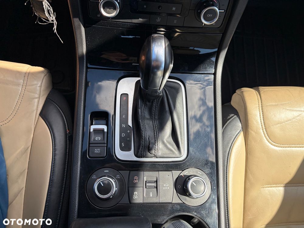 Volkswagen Touareg 3.0 V6 TDI DPF Tiptr - 16