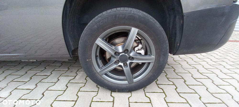 Opel COMBO - 28