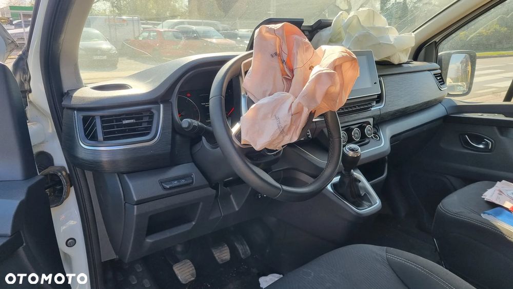 Nissan Primastar - 26