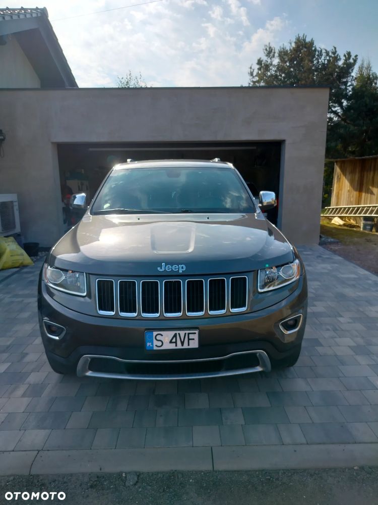 Jeep Grand Cherokee - 1