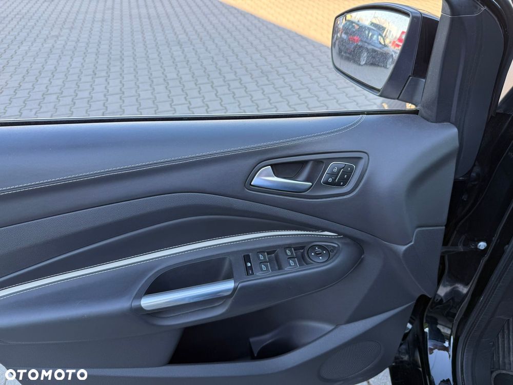 Ford Kuga Vignale 2.0 TDCi AWD - 18