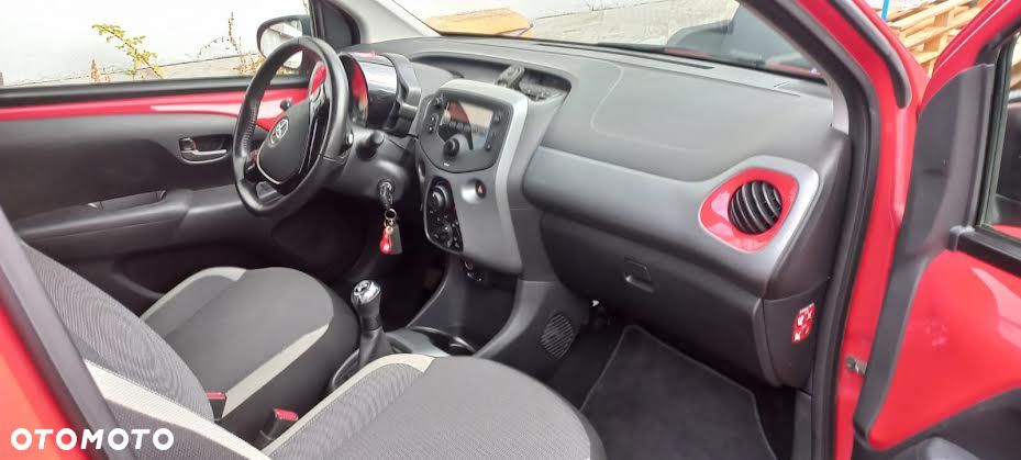 Toyota Aygo 2021 photo 2