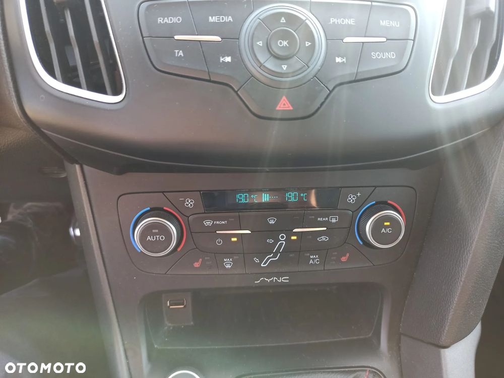 Ford Focus 1.0 EcoBoost ST-Line - 9