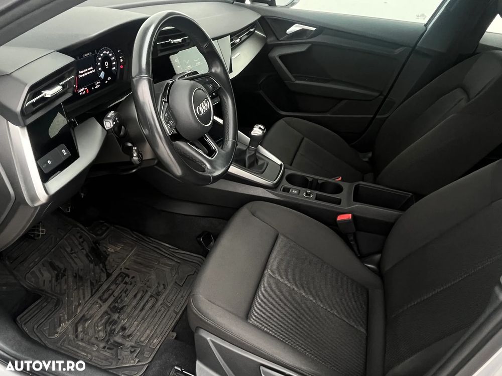 Audi A3 2.0 30 TDI Advanced - 13