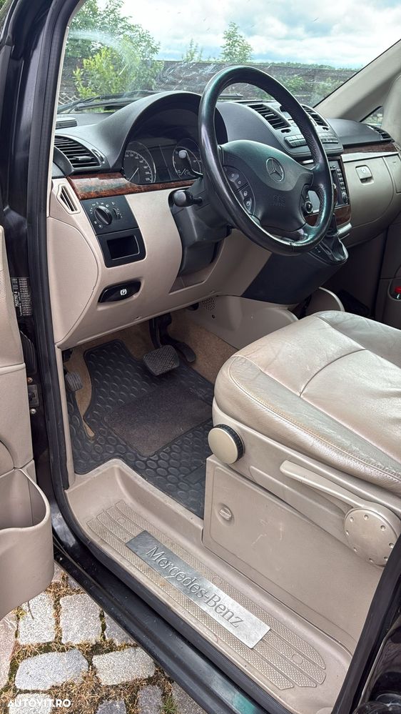 Mercedes-Benz Viano - 10