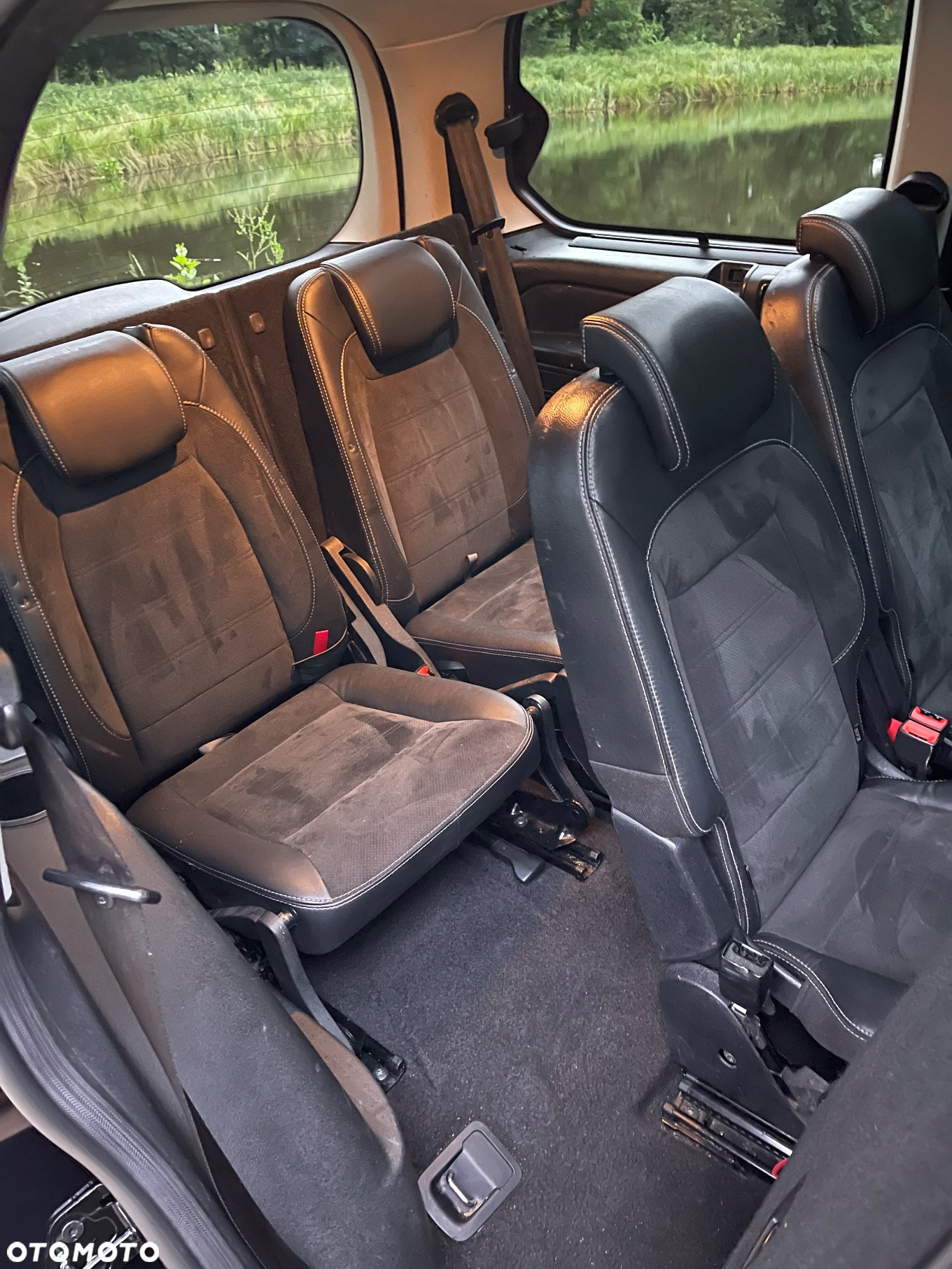 Ford Galaxy 2.0 TDCi Titanium - 11