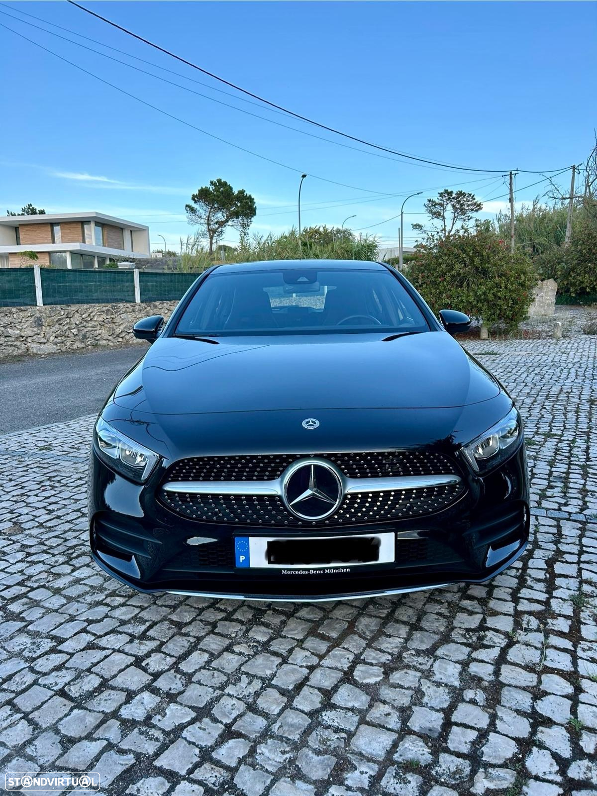 Mercedes-Benz A 250 e AMG Line - 4