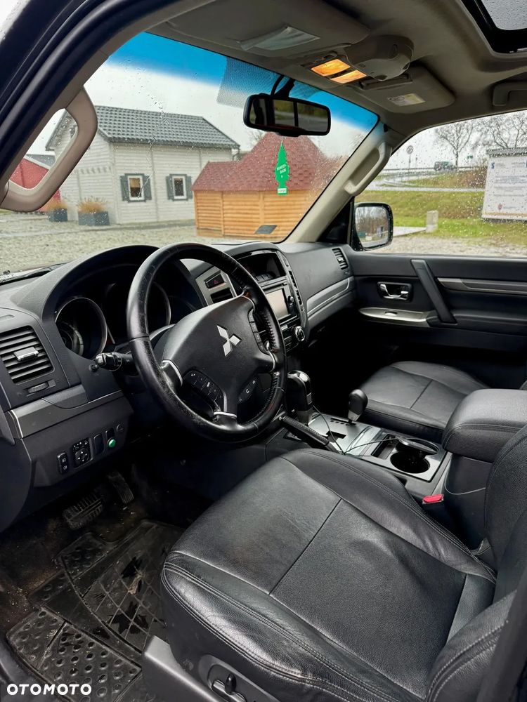 Mitsubishi Pajero 3.2 DID Instyle - 16