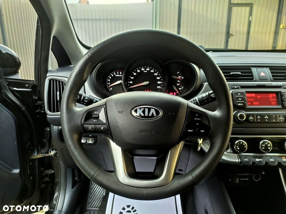 Kia Rio 1.4 L - 18