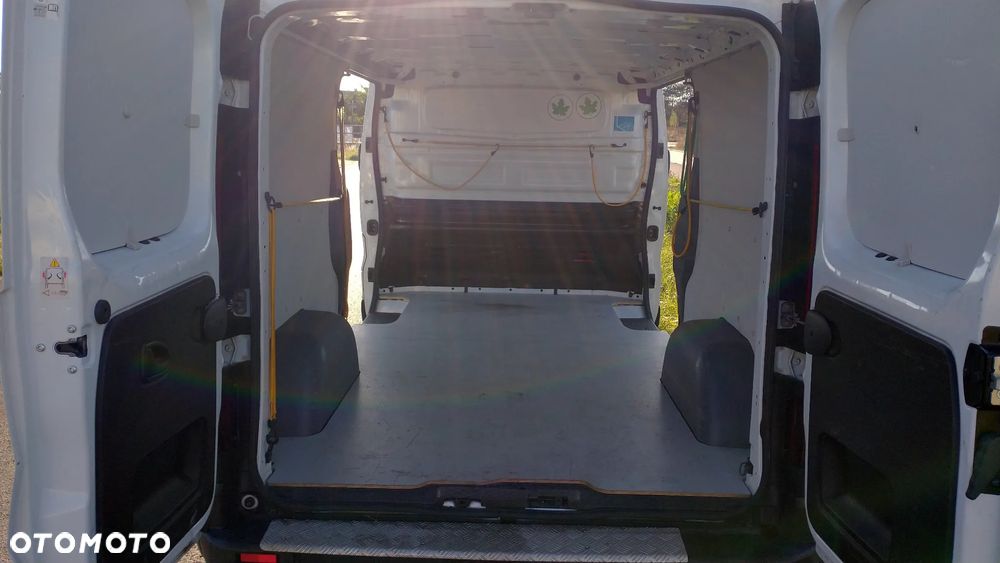 Renault Trafic - 9