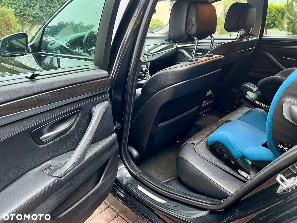 BMW Seria 5 - 13