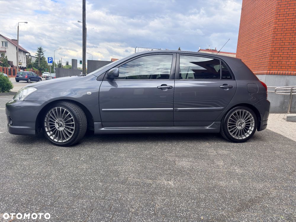 Toyota Corolla - 9