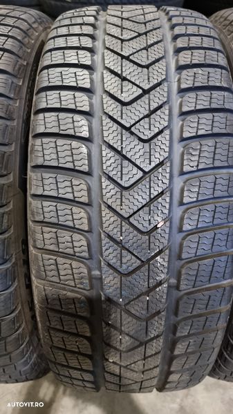 235/45/19 Pirelli 4piese Runflat - 2