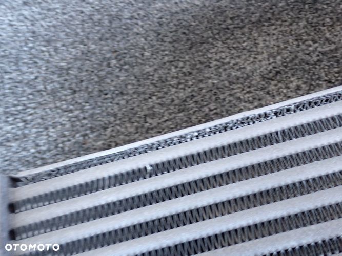 BMW G11 G12 7 G30 G31 5 intercooler - 2