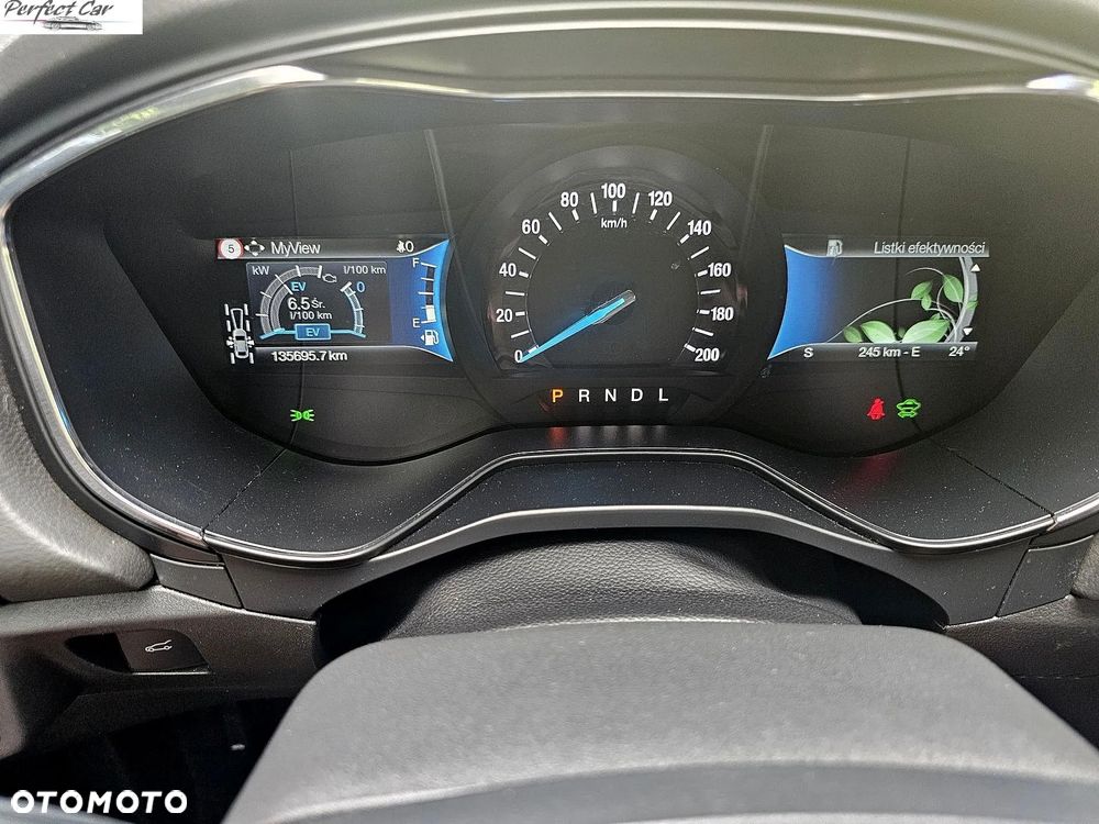 Ford Mondeo 2.0 Hybrid ST-Line Plus - 17