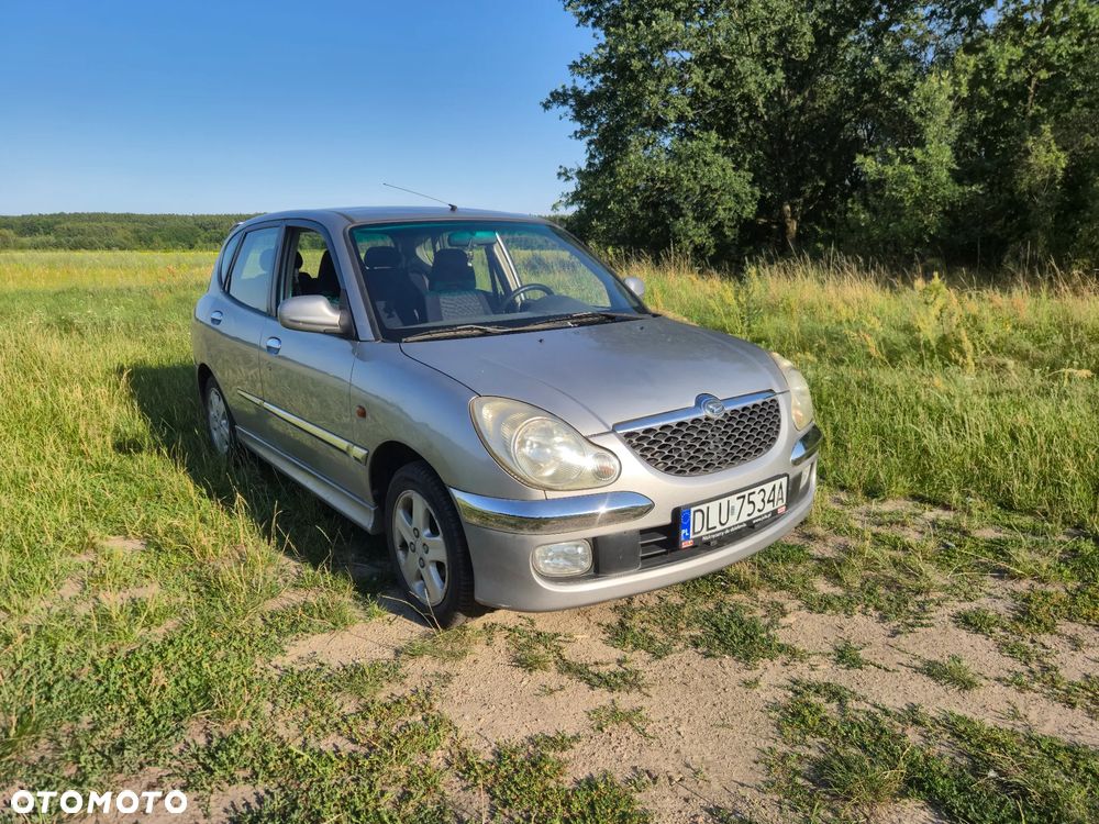 Daihatsu Sirion 1.3 Top S - 1