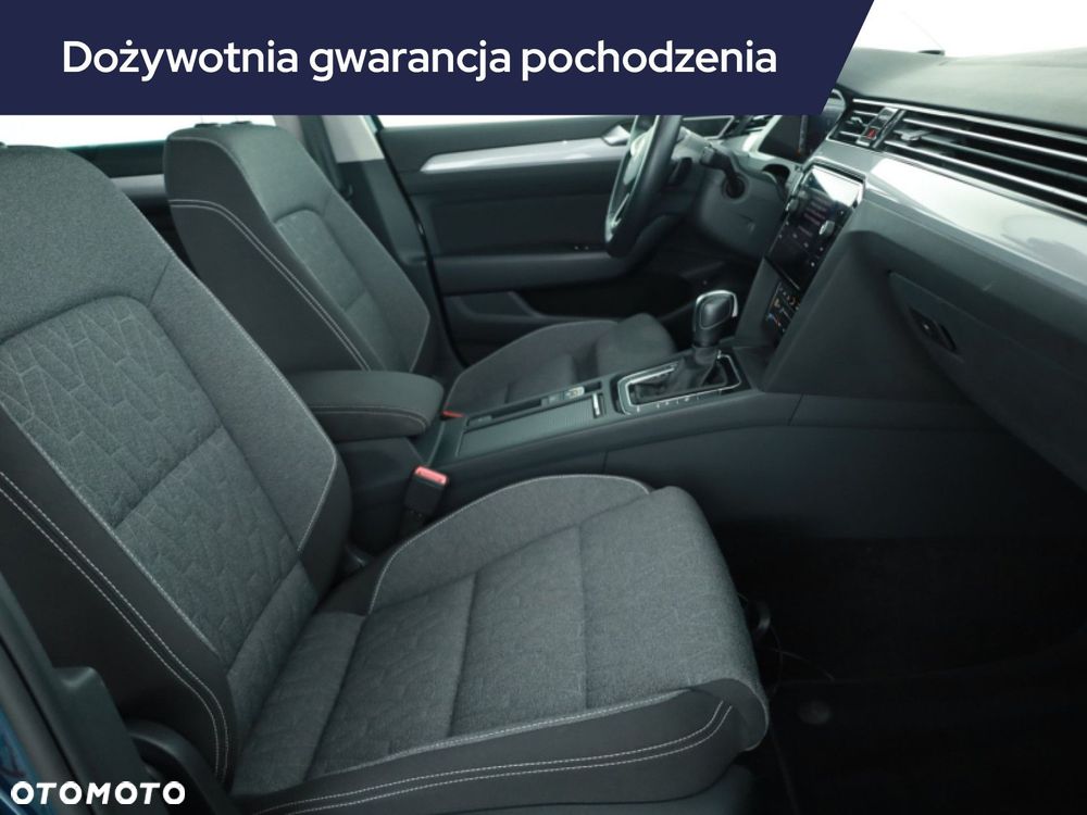 Volkswagen Passat Variant - 9