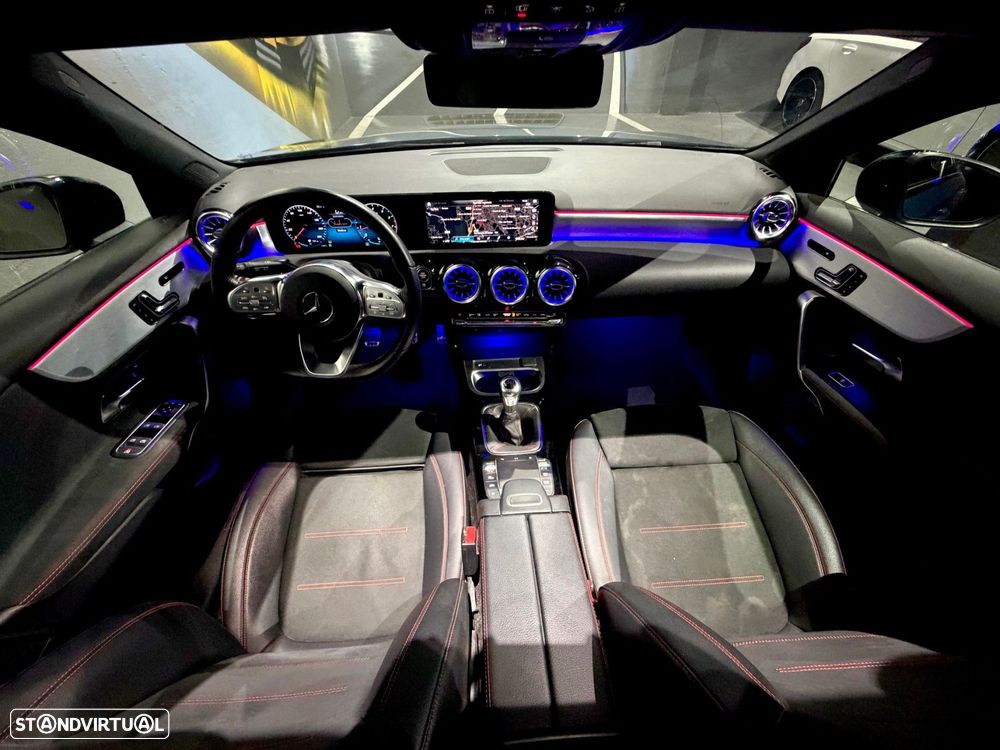 Mercedes-Benz A 180 AMG Line - 22