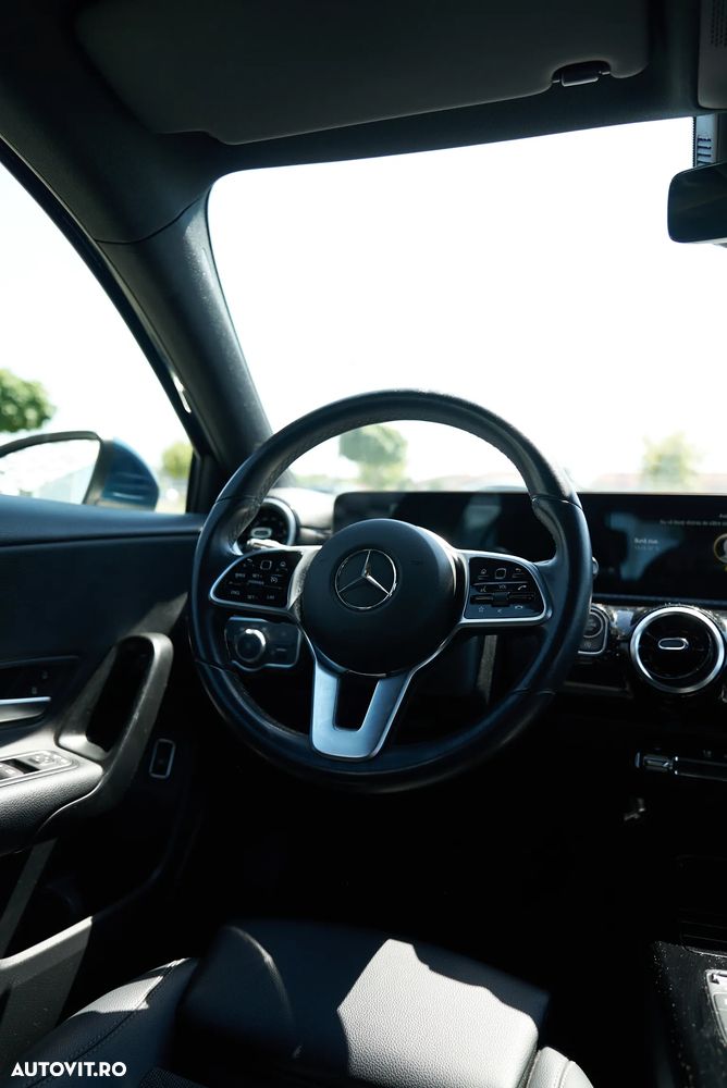 Mercedes-Benz A 180 d Sedan 8G-DCT - 7