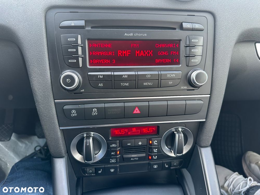 Audi A3 Sportback 1.6 TDI Ambition - 12