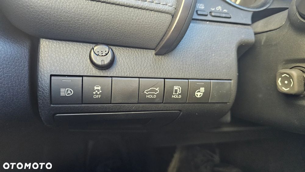 Toyota Camry 2.5 Hybrid Dynamic Force Executive e-CVT - 12