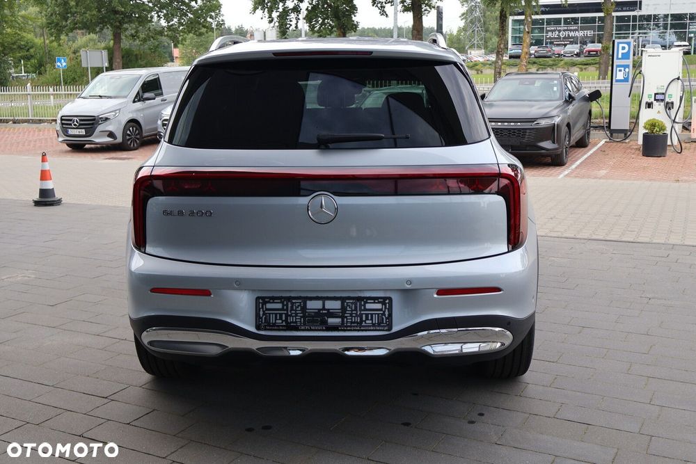 Mercedes-Benz GLB - 7