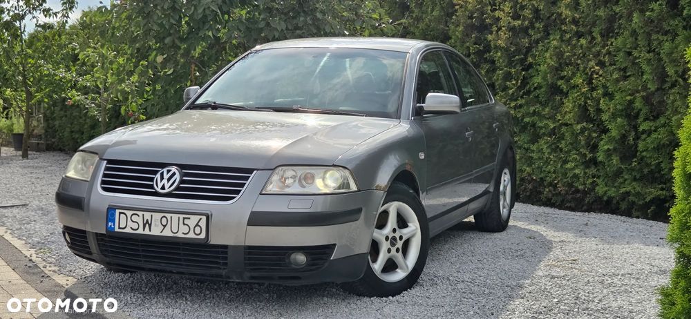Volkswagen Passat 1.9 TDI Comfortline - 2