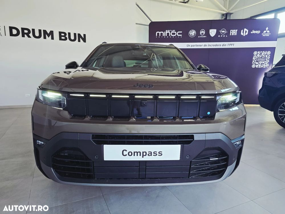 Jeep Compass 1.2 e-Hybrid DCT6 First Edition - 28