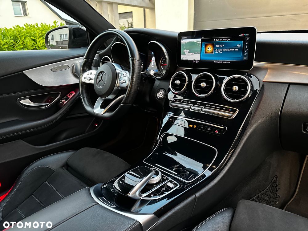 Mercedes-Benz Klasa C 200 9G-TRONIC - 31