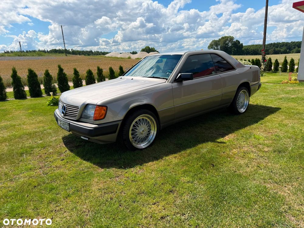 Mercedes-Benz W124 (1984-1993) - 10