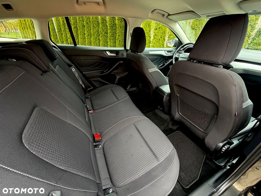 Ford Focus 1.5 EcoBlue STart-Stopp-System TITANIUM - 29