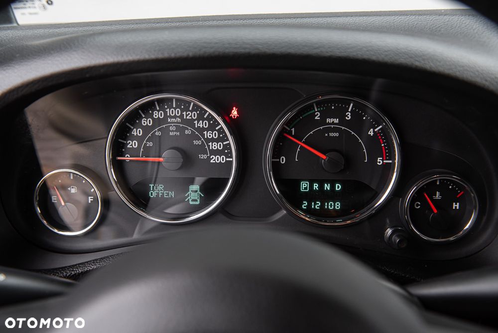Jeep Wrangler - 16
