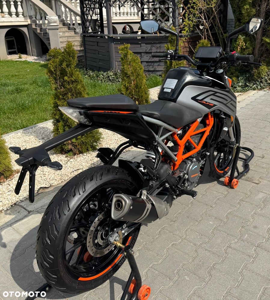 KTM Duke - 4
