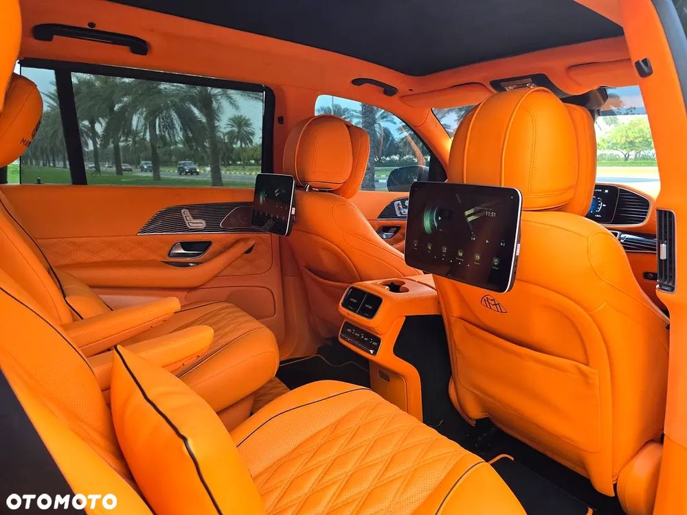 Mercedes-Benz GLS - 16