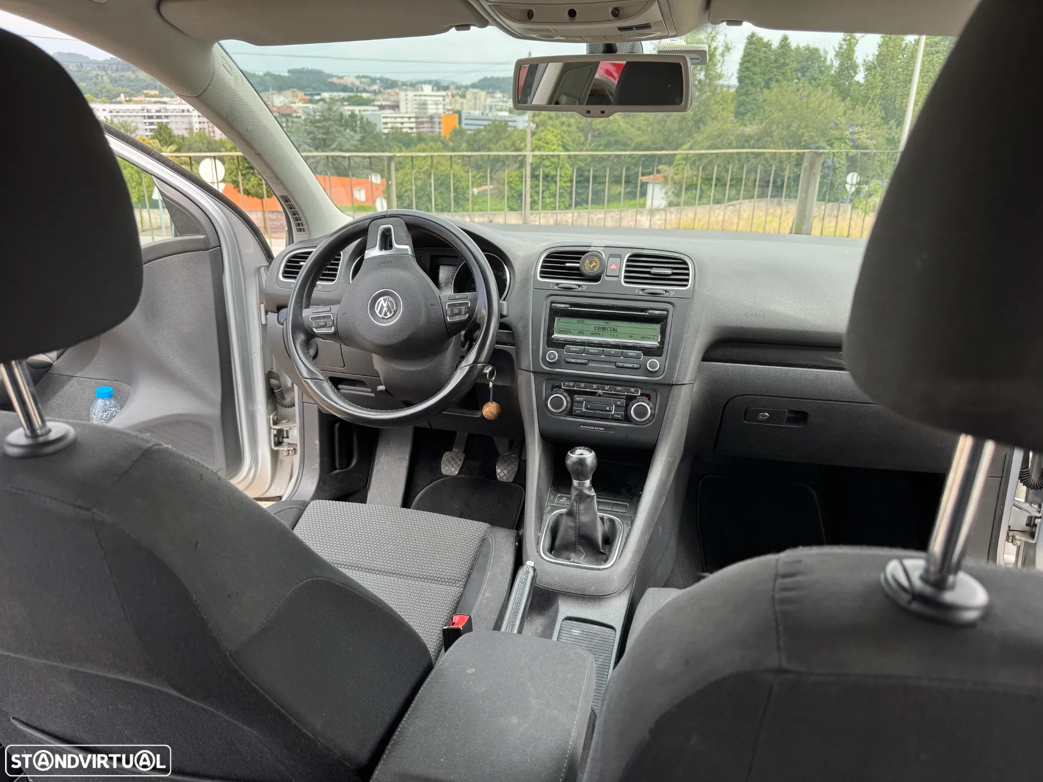 VW Golf 1.6 TDi Trendline BlueMotion - 9
