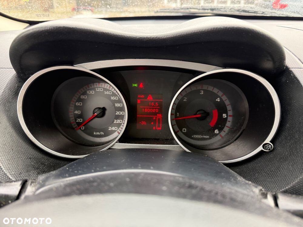 Citroën C-Crosser FAP Exclusive - 17