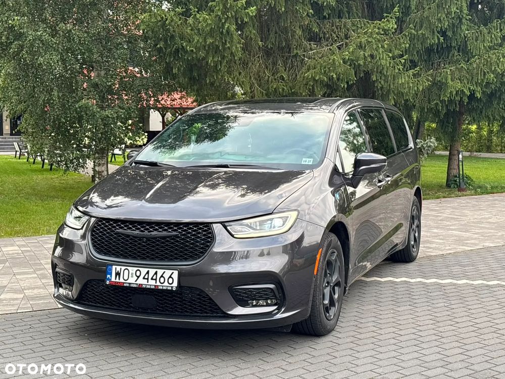 Chrysler Pacifica - 37