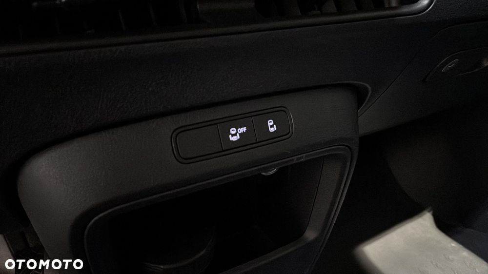 Volkswagen ID. Buzz 82kWh Pro - 27