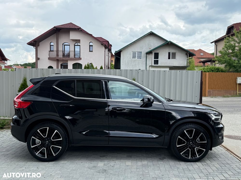 Volvo XC 40 B4 AT8 AWD Mild Hybrid Inscription - 12
