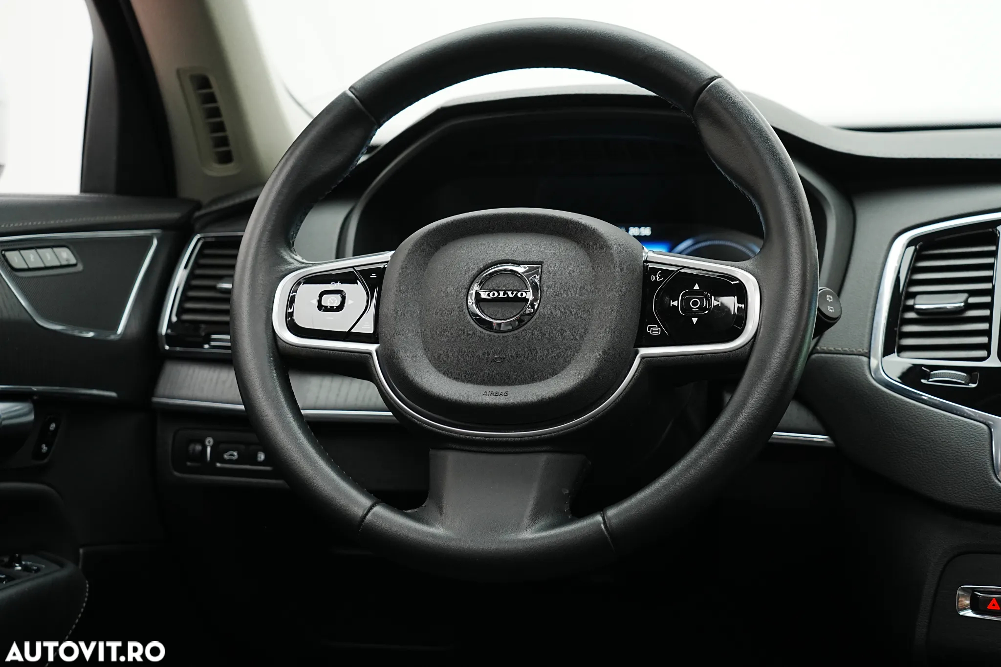 Volvo XC 90 T8 Twin Engine AWD Inscription - 30