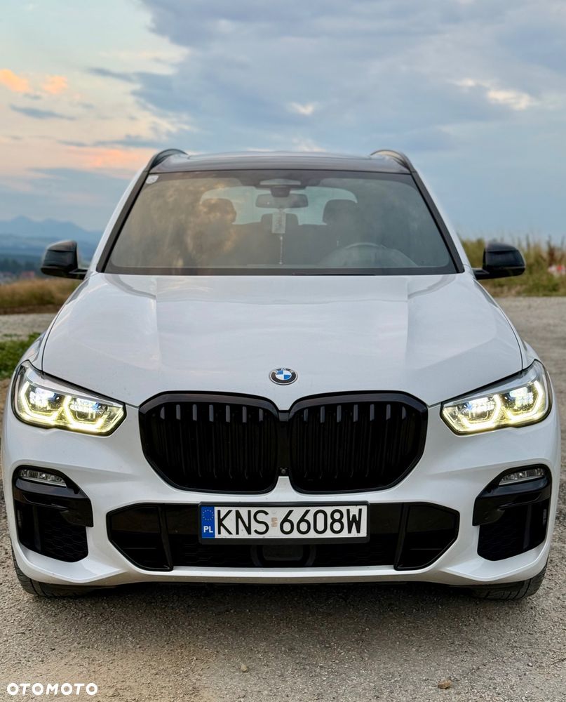 BMW X5 2021 photo 2
