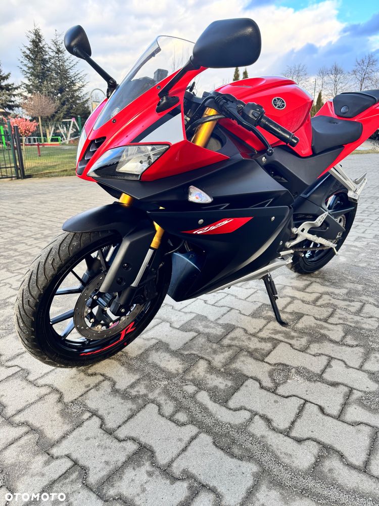 Yamaha YZF - 6