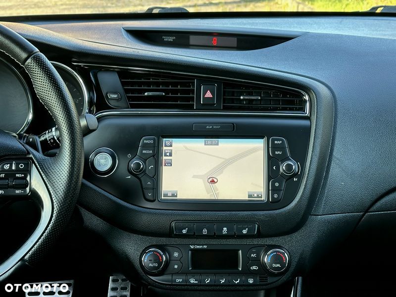 Kia Ceed 1.6 CRDi 136 DCT ISG GT Line - 15